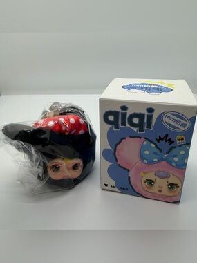 MM Sugar Baby QiQi Plush Keychain Confirmed Black‎ With Red Polka Dot Bow